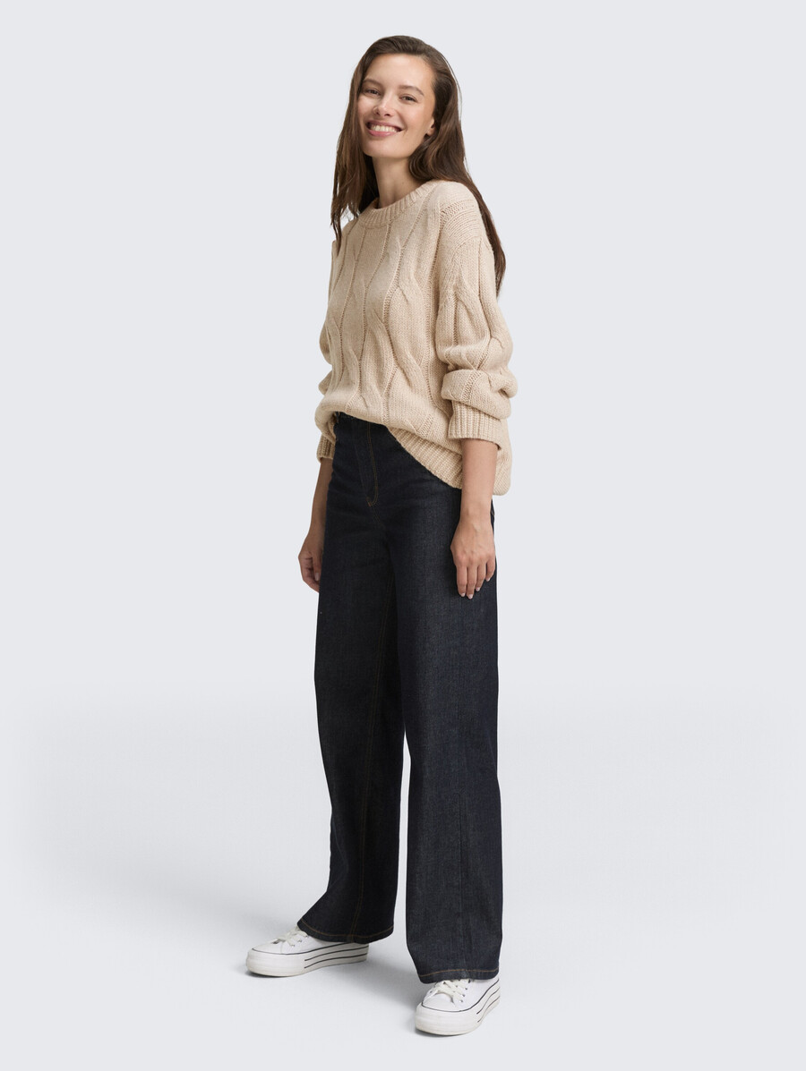 pull ample en maille à torsades