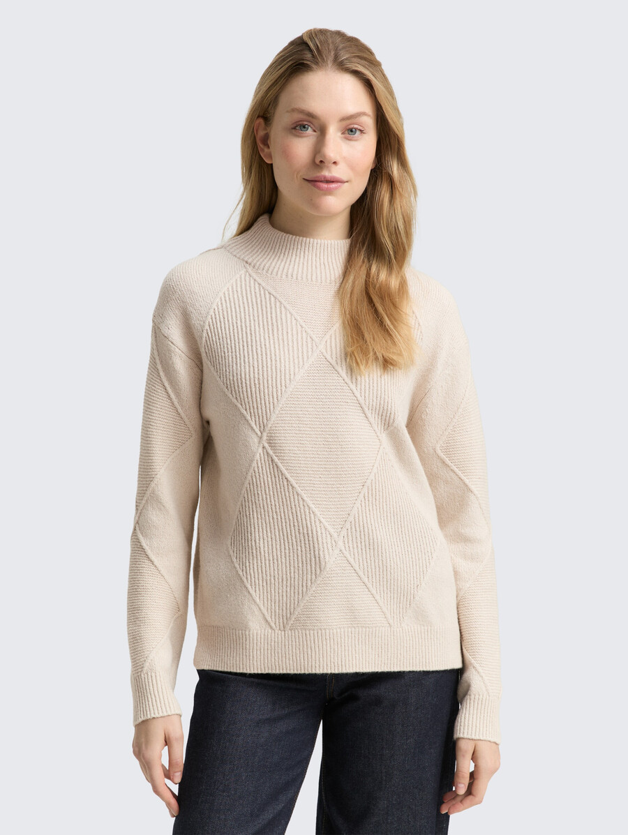 pull ample en maille à col montant