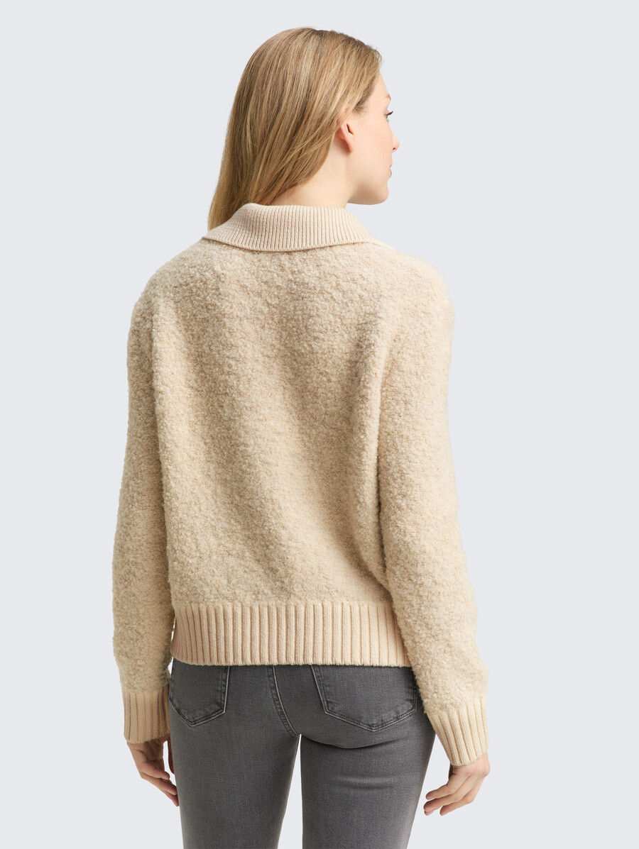 pull col en maille bouclée