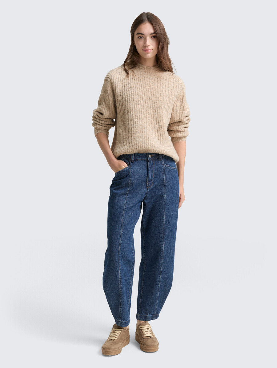 pull en maille à coupe décontractée et col montant