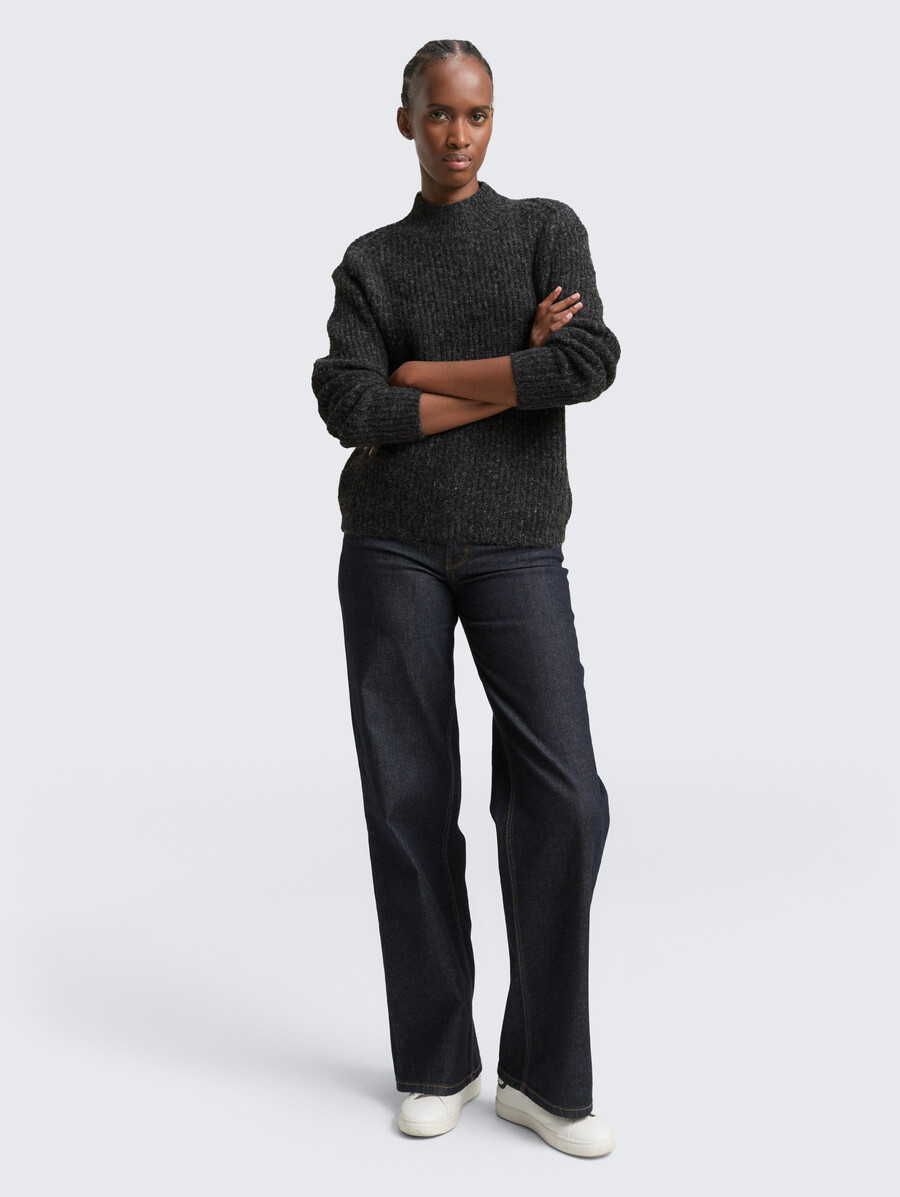 pull en maille à coupe décontractée et col montant