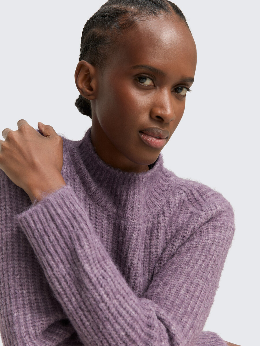 pull en maille à coupe décontractée et col montant