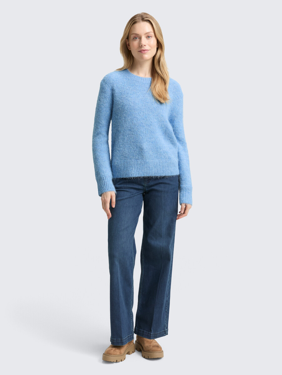 pull tricoté avec teneur en laine