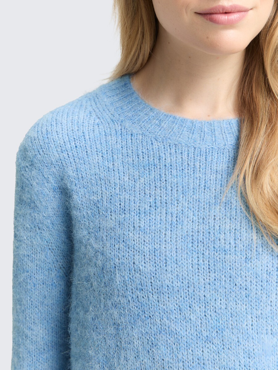 pull tricoté avec teneur en laine