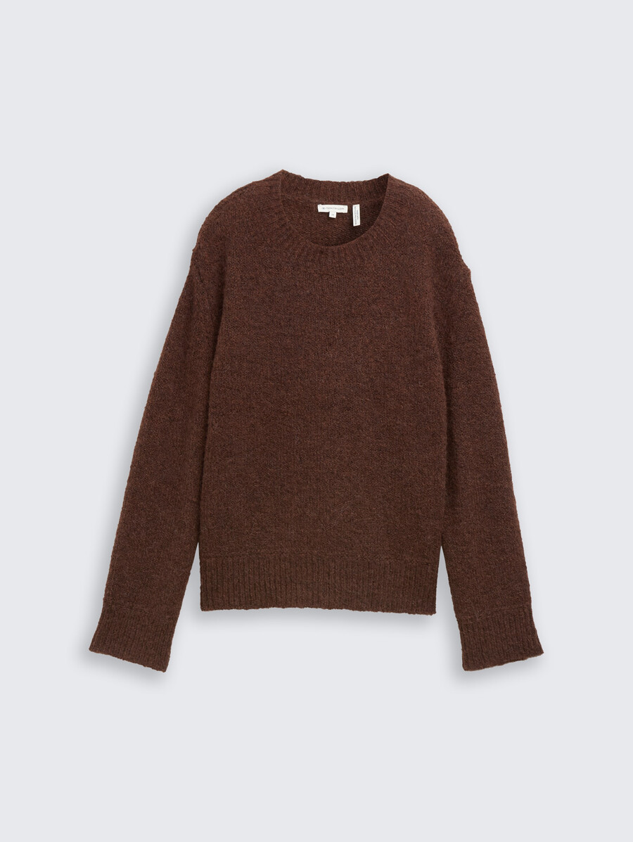 pull tricoté avec teneur en laine