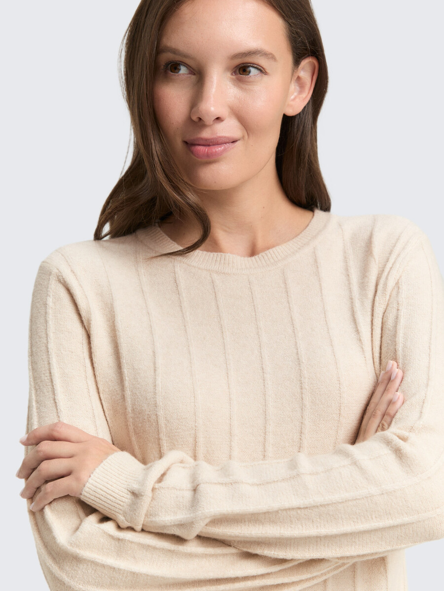 pull en maille côtelée avec teneur en laine