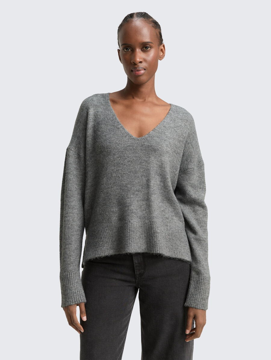 pull en maille à coupe décontractée et col en v