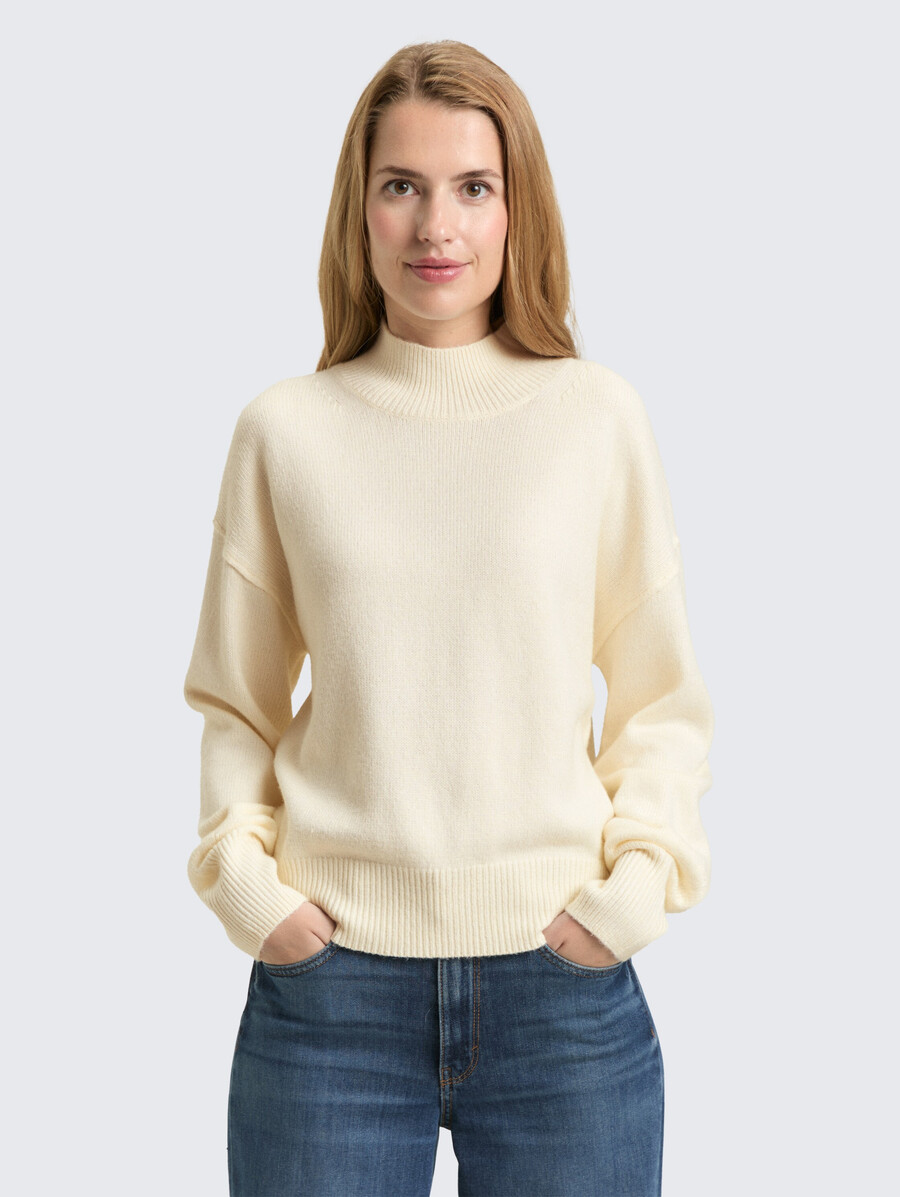 pull oversize en maille à col montant