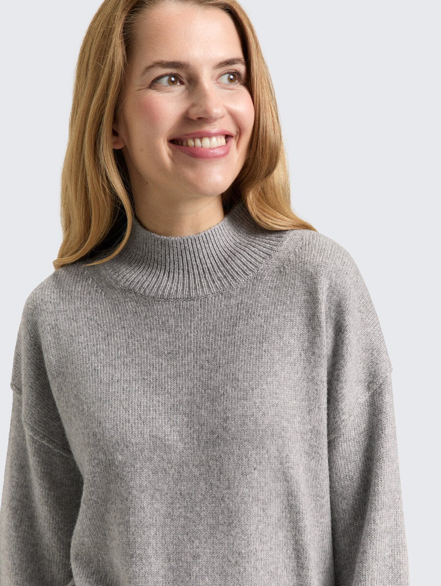 pull oversize en maille à col montant