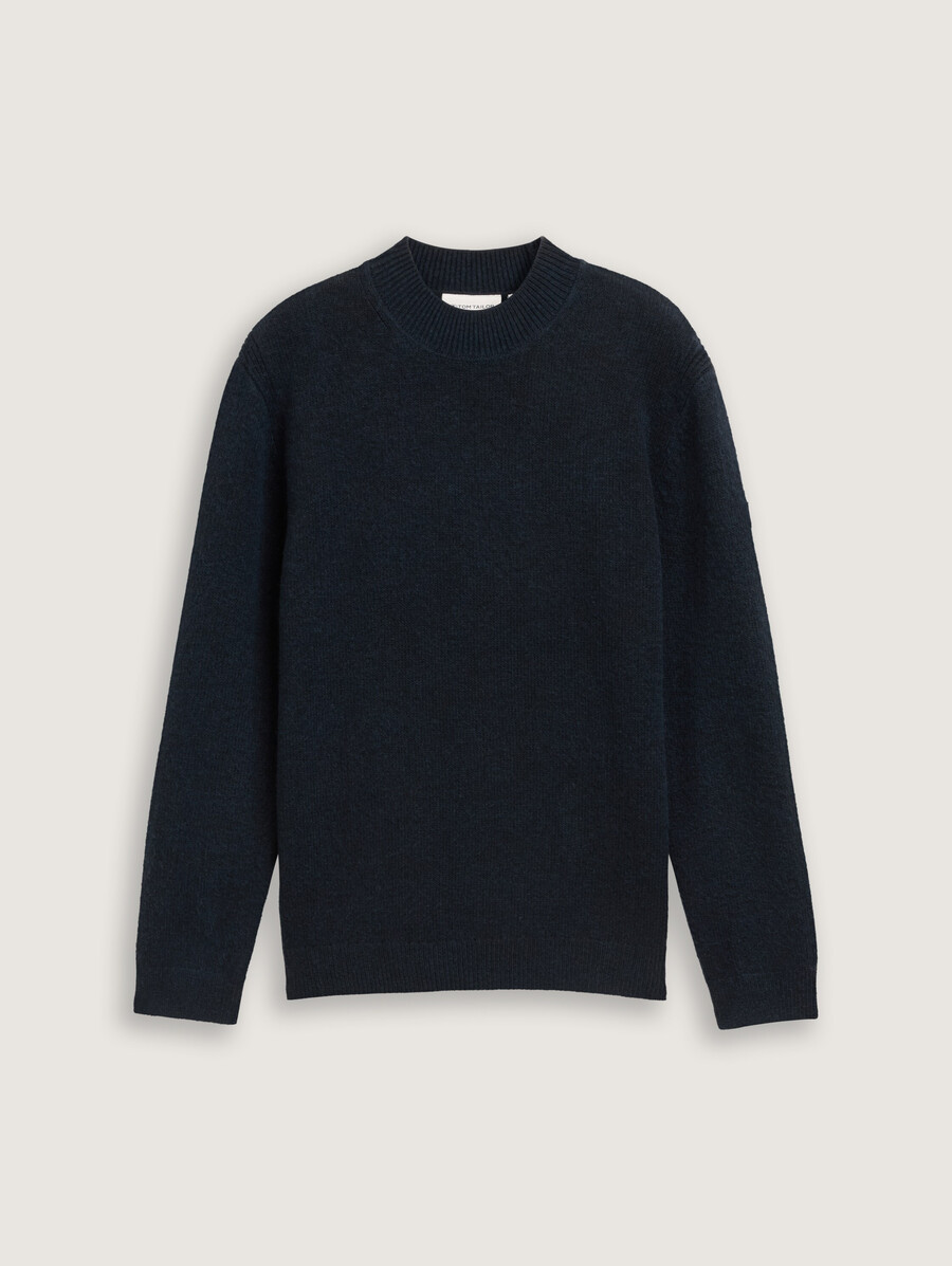 pull en maille à col montant