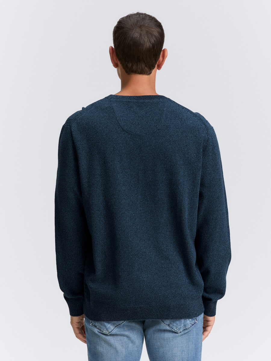pull tricoté en coton biologique