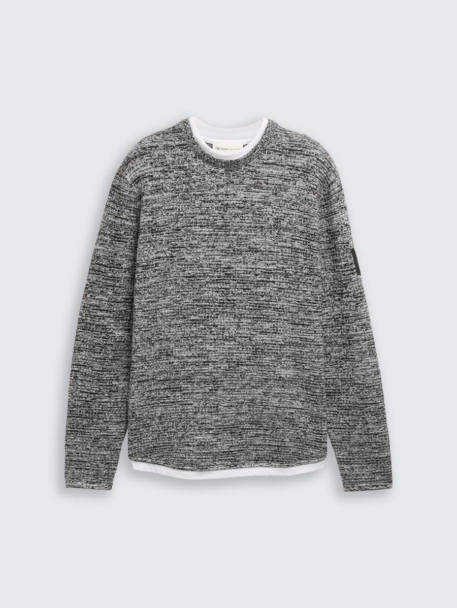 pull en maille au look 2 en 1