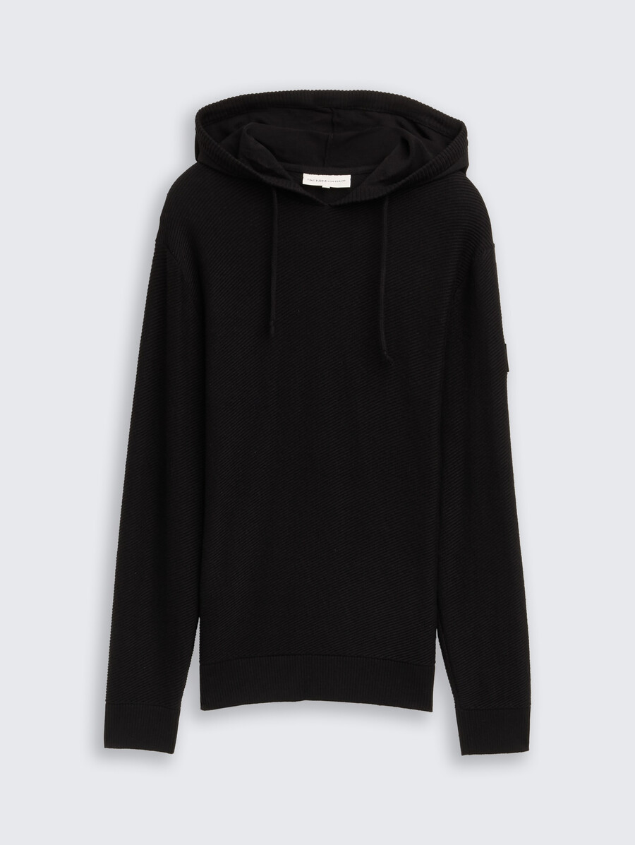 pull en maille à capuche
