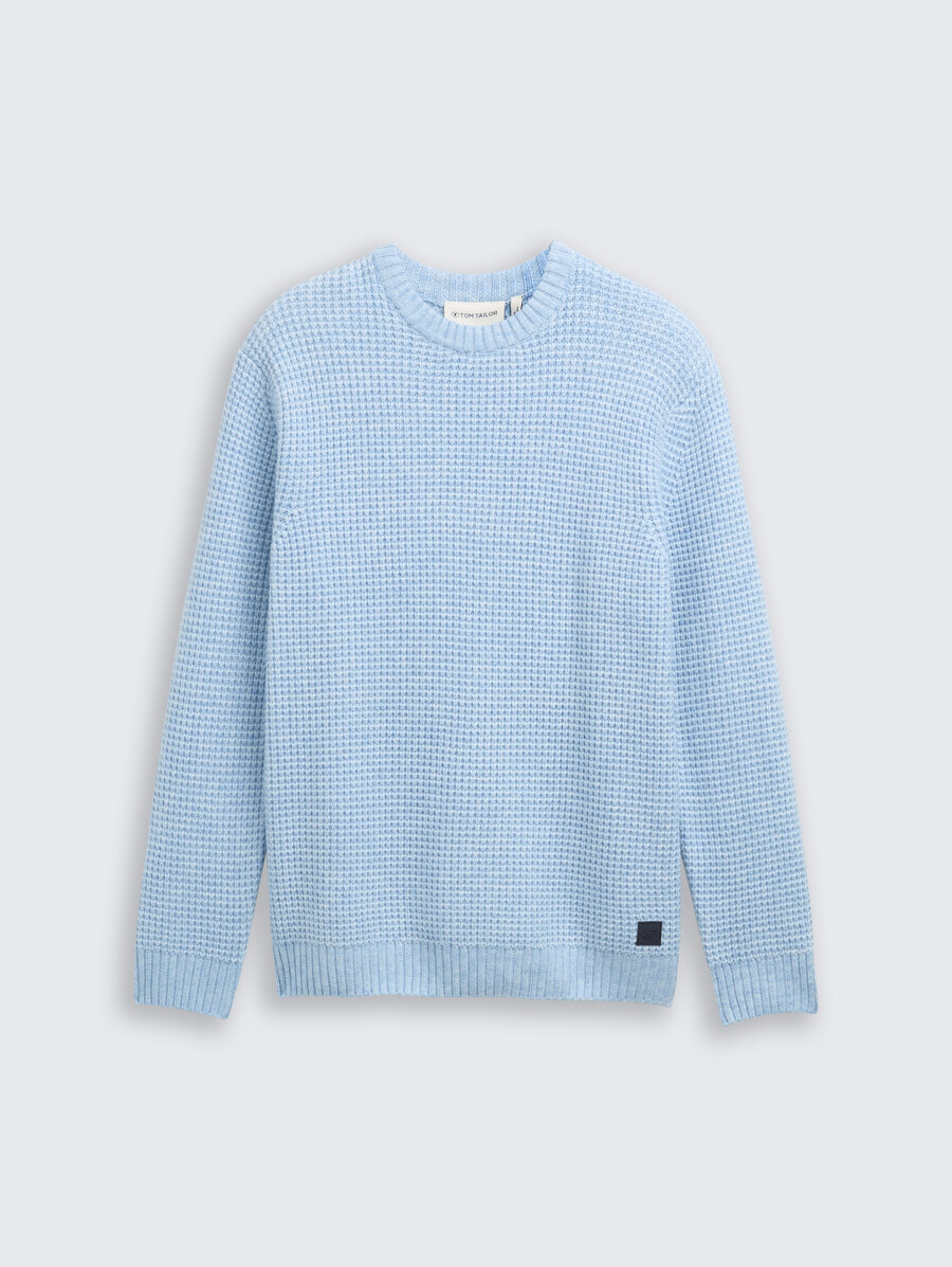 pull tricoté avec teneur en laine