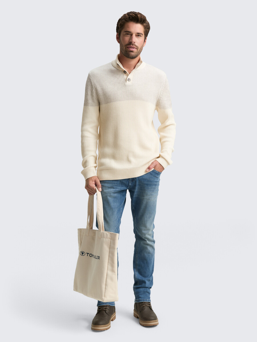 pull en maille troyer avec patte de boutonnage