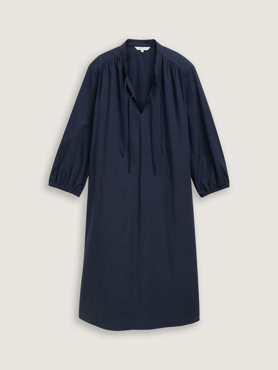 robe à détails lacés