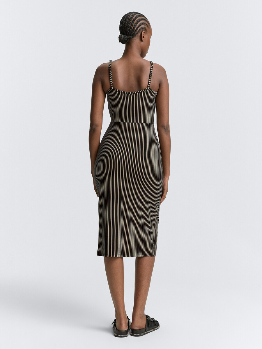 robe midi à bretelles avec détail torsadé