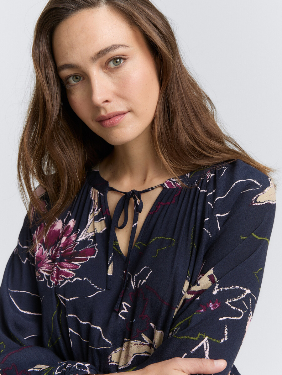 robe longue à motif floral