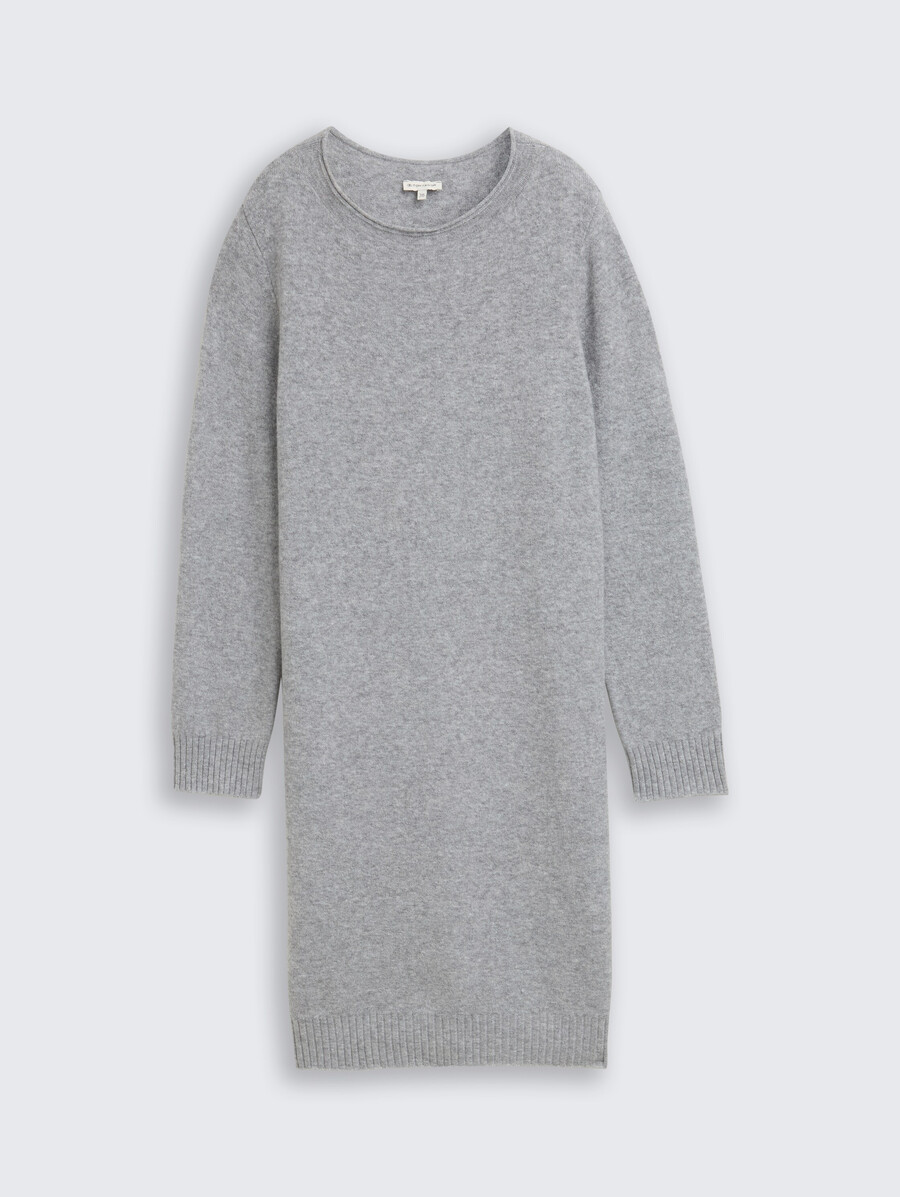 robe tricotée à encolure bateau