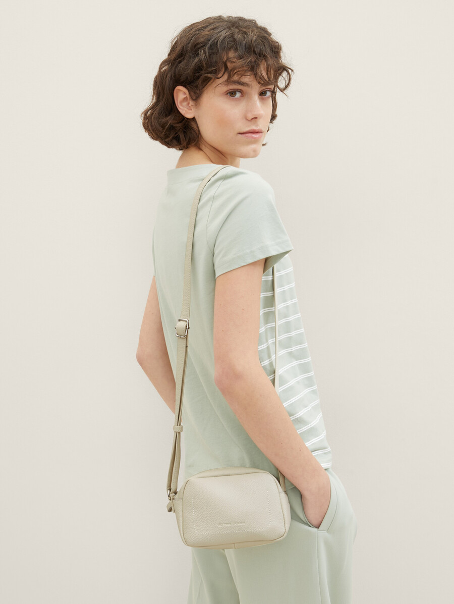 sac bandoulière ttelis avec surpiqûres décoratives
