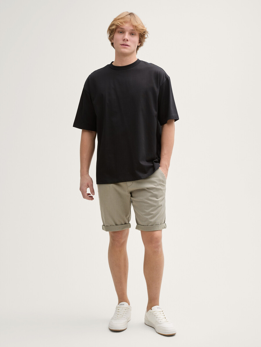 short chino coupe classique avec ceinture