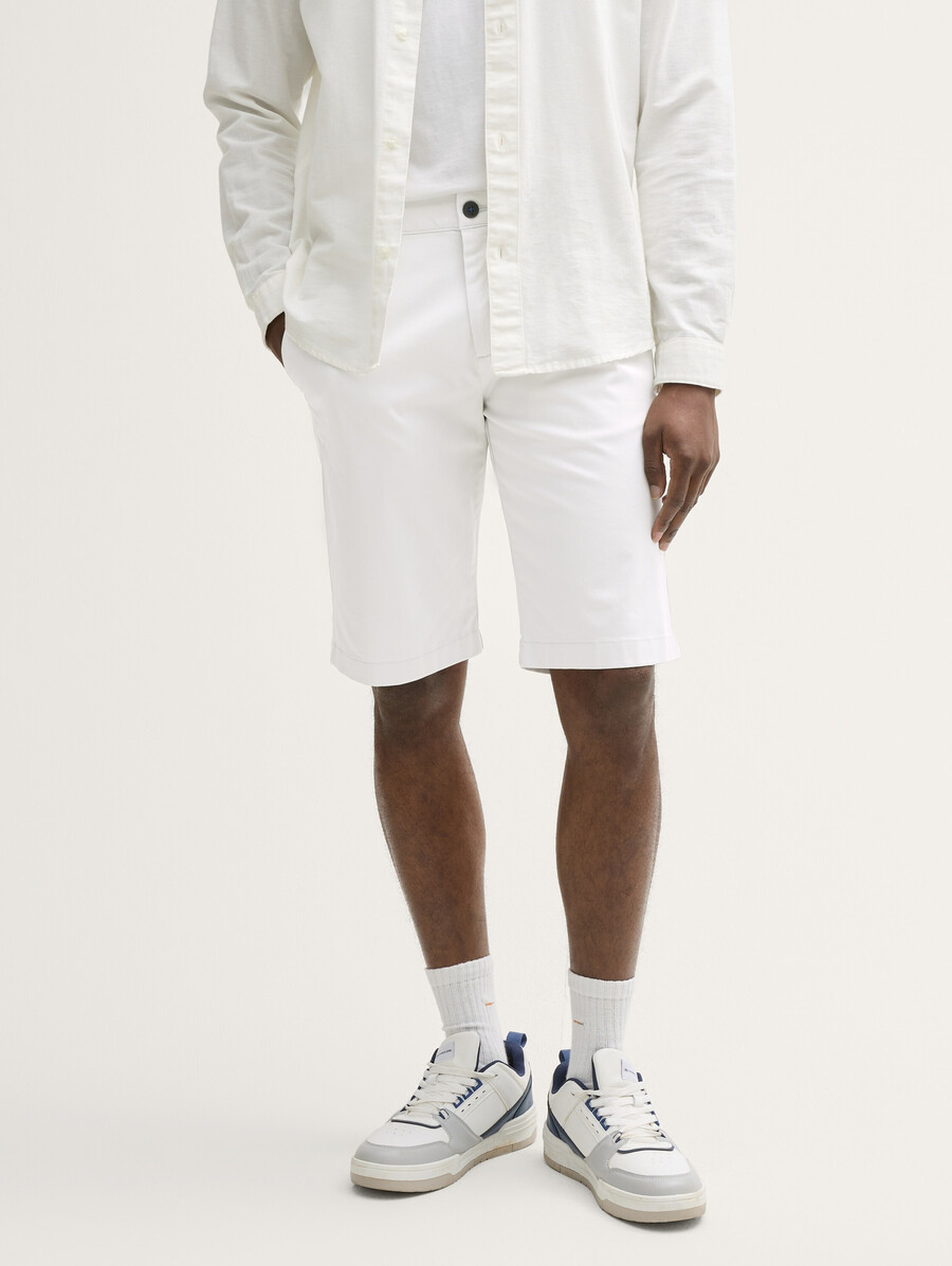 short chino coupe classique