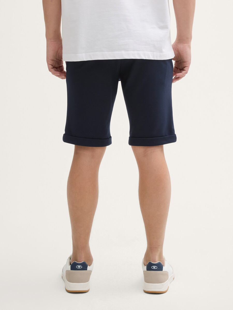 short chino slim en piqué
