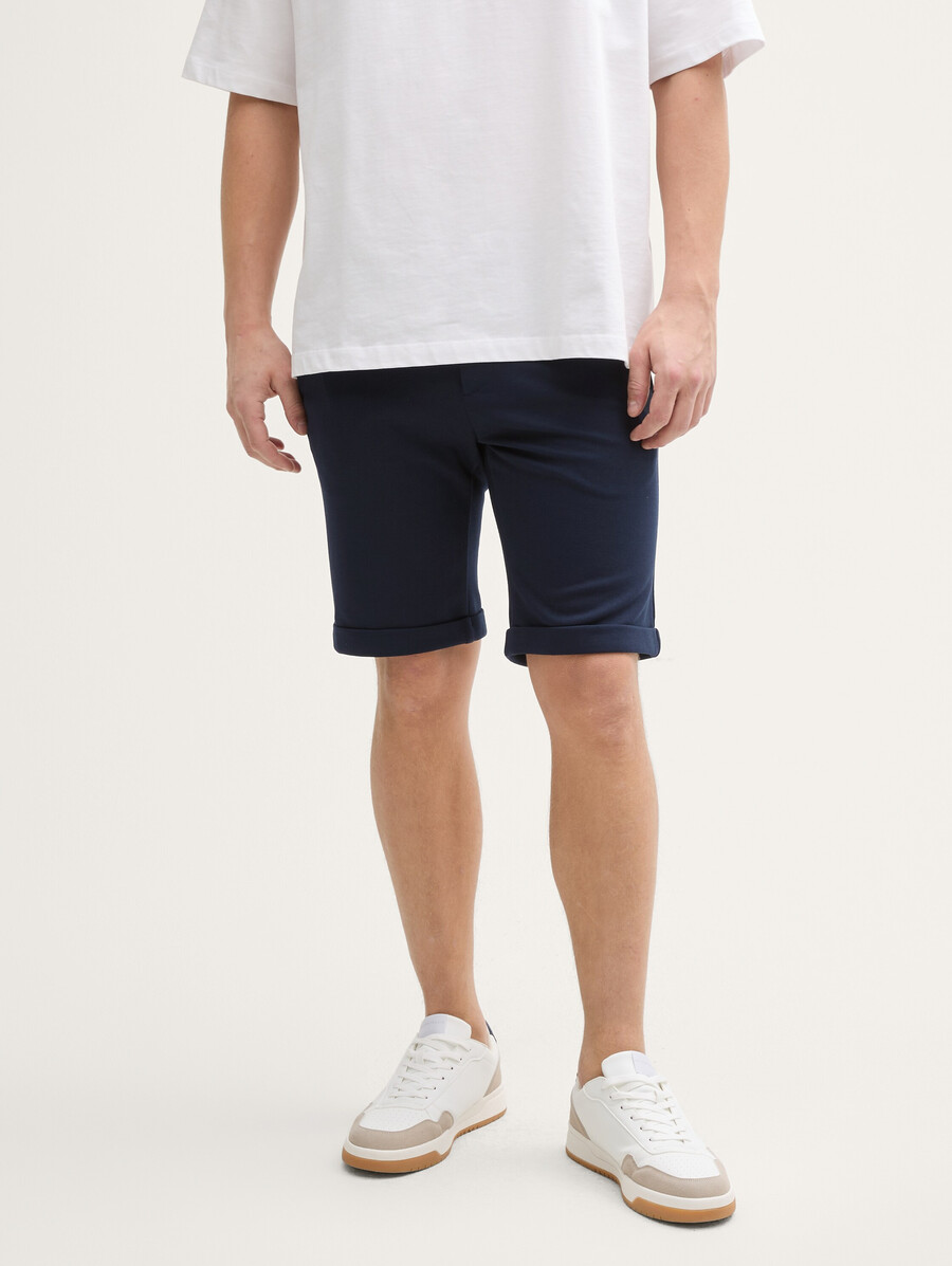 short chino slim en piqué