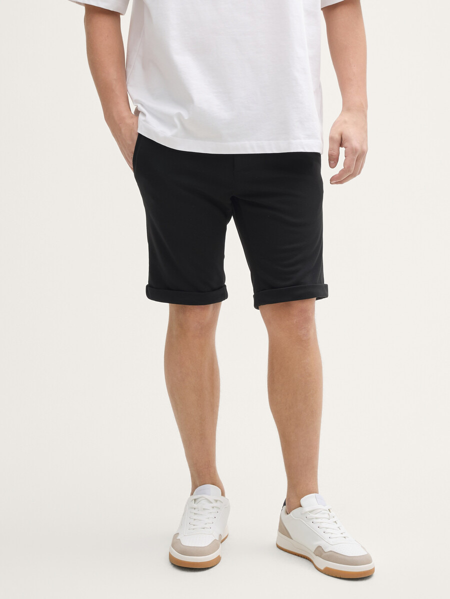 short chino slim en piqué