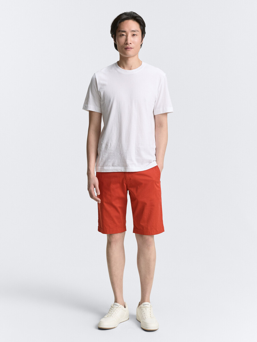 short chino léger avec cordon de serrage