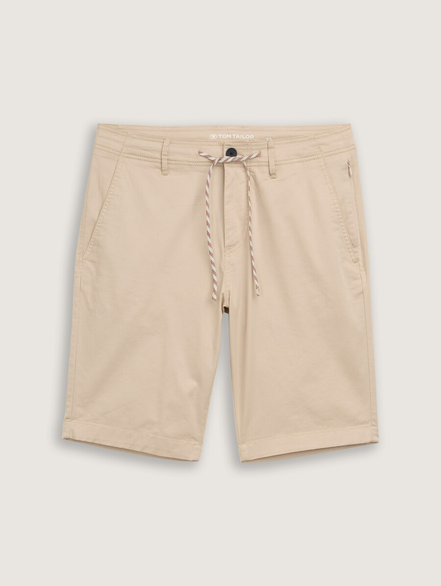 short chino léger avec cordon de serrage