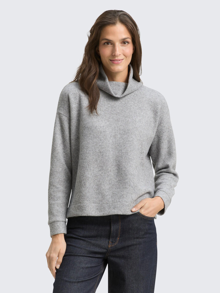sweat-shirt ample à col roulé