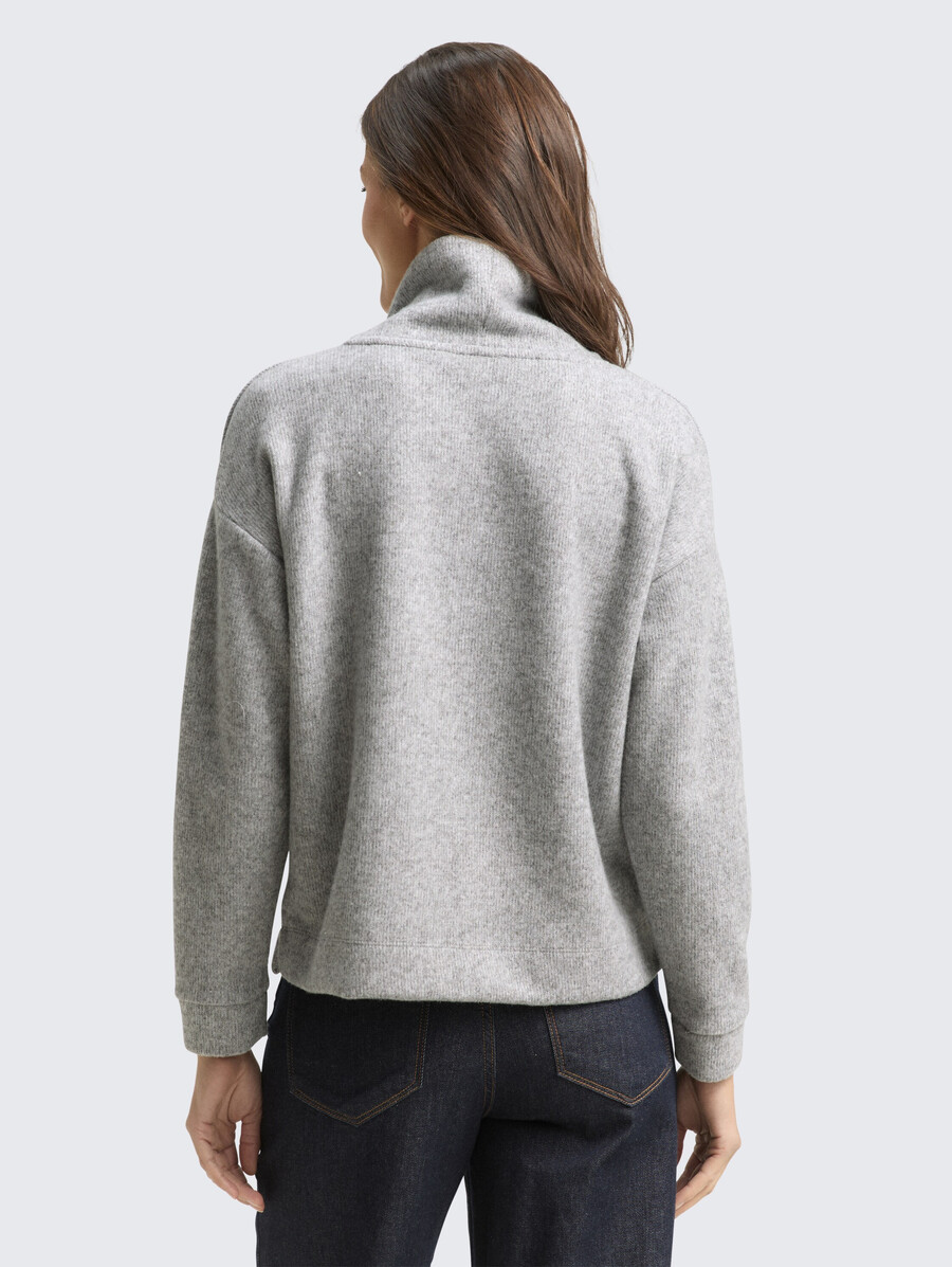 sweat-shirt ample à col roulé