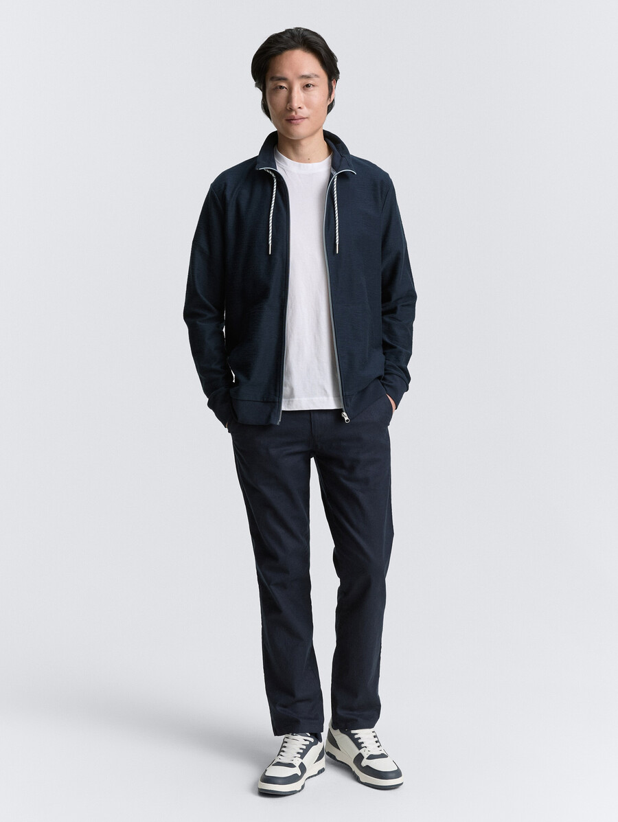 veste de survêtement ultralégère à col montant