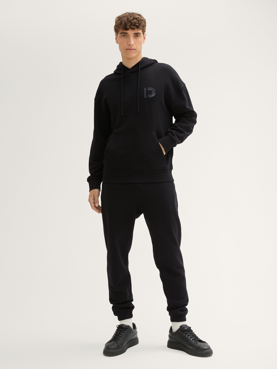sweat à capuche décontracté avec logo brodé