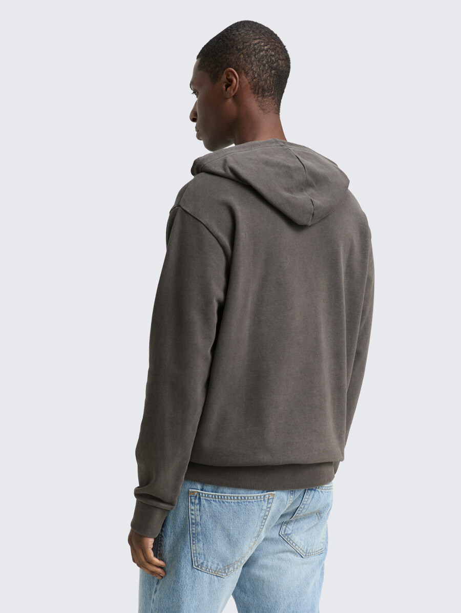 sweat à capuche surteint
