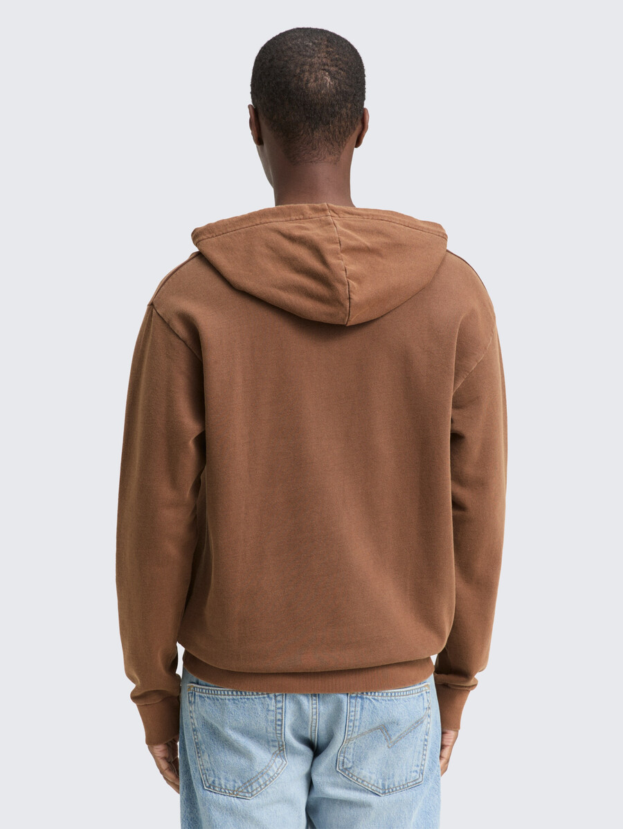 sweat à capuche surteint