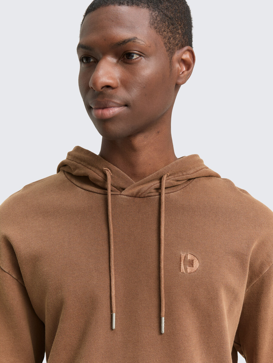 sweat à capuche surteint