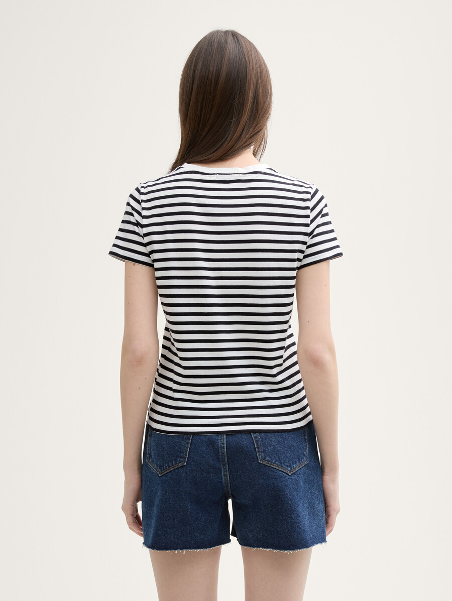 t-shirt à rayures