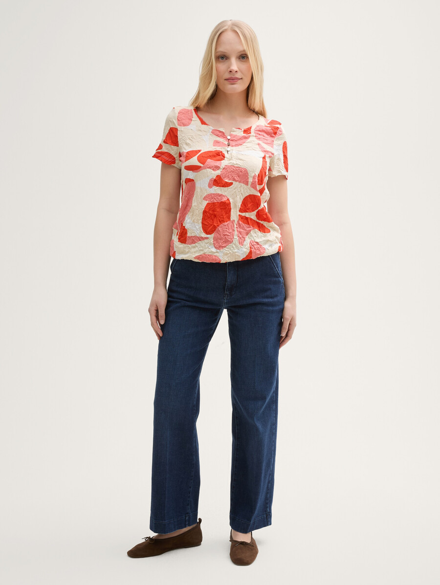 t-shirt froissé à motifs