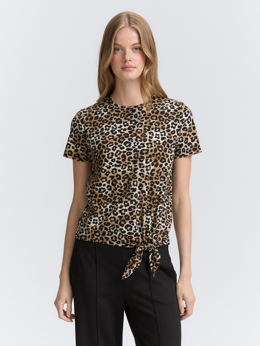 t-shirt avec détail de nœud