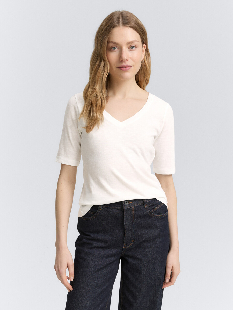 t-shirt à col en v