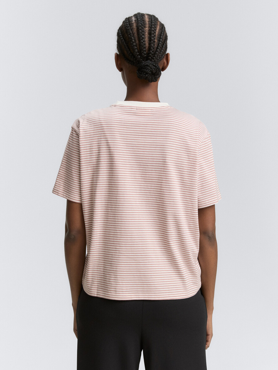 t-shirt à coupe carrée
