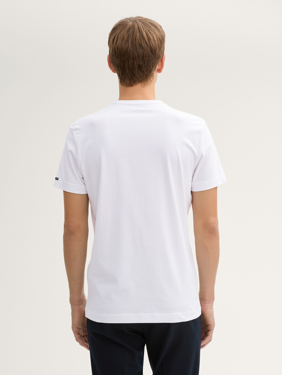 t-shirt ajusté et extensible