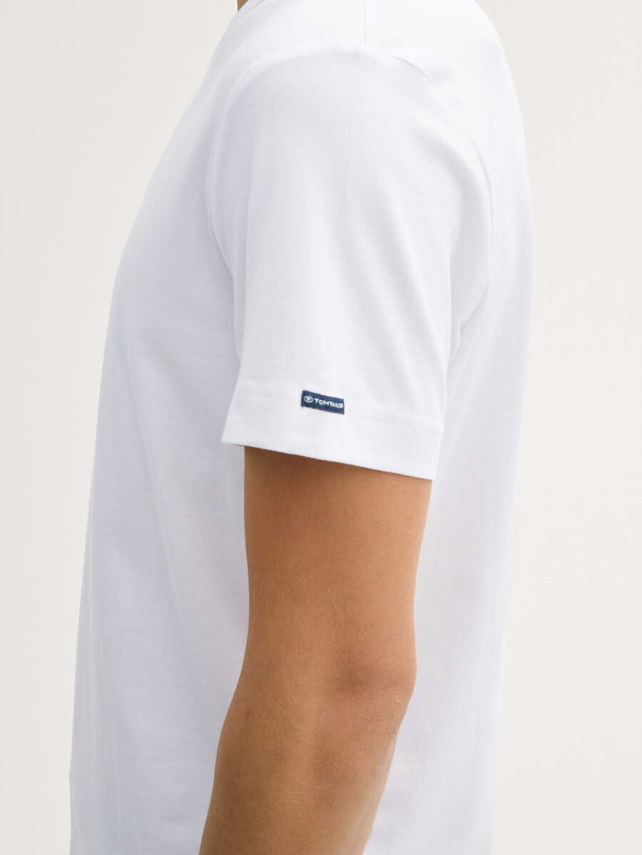 t-shirt ajusté et extensible