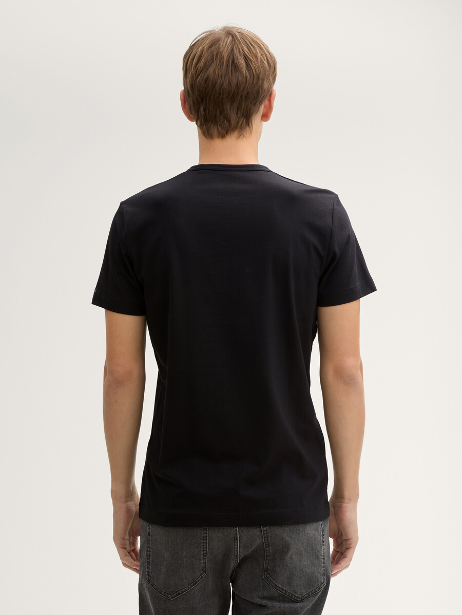 t-shirt ajusté et extensible