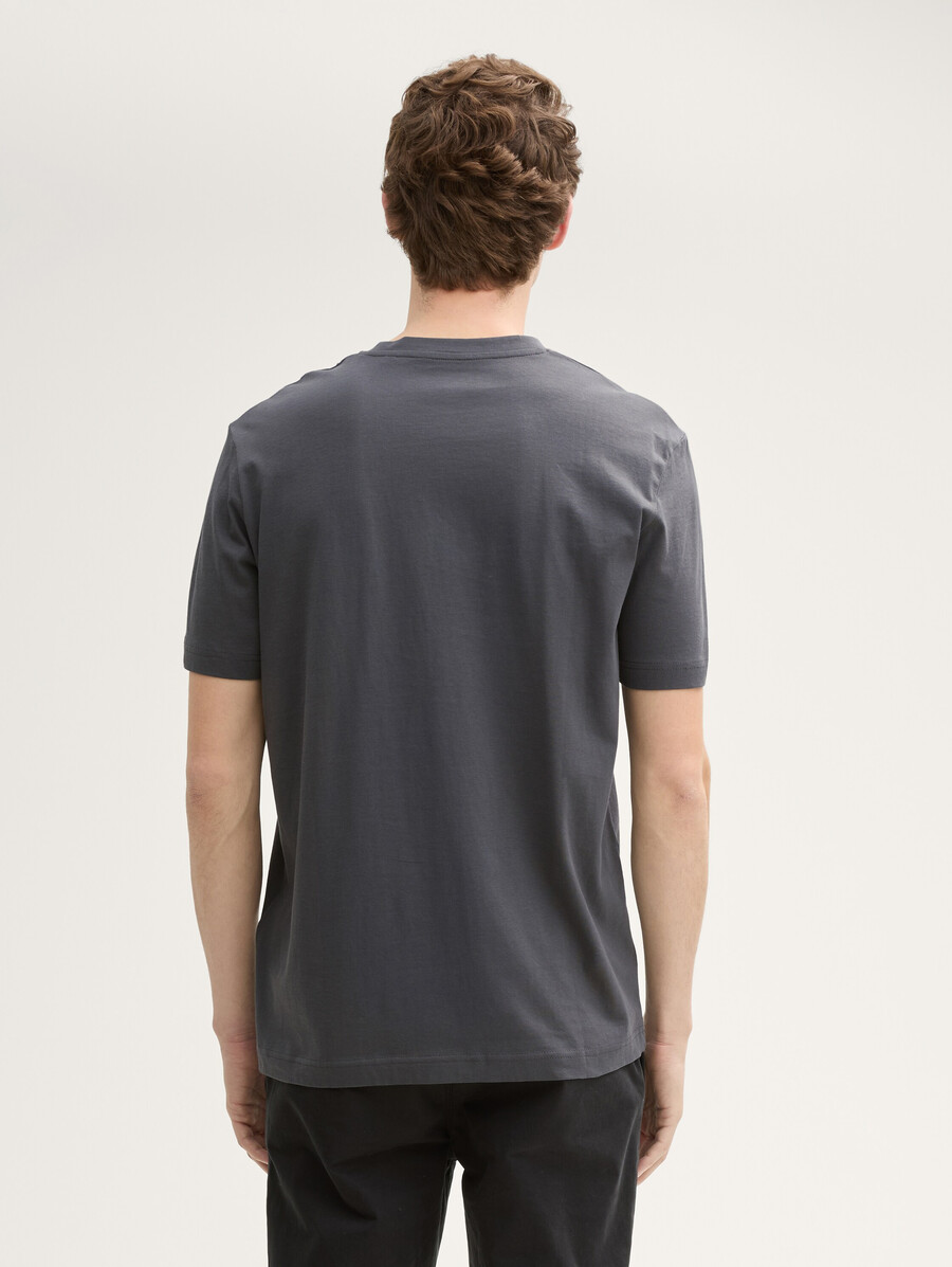 t-shirt imprimé