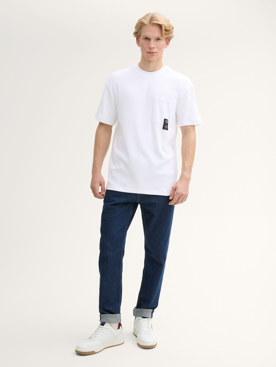 t-shirt coupe décontractée avec poche poitrine