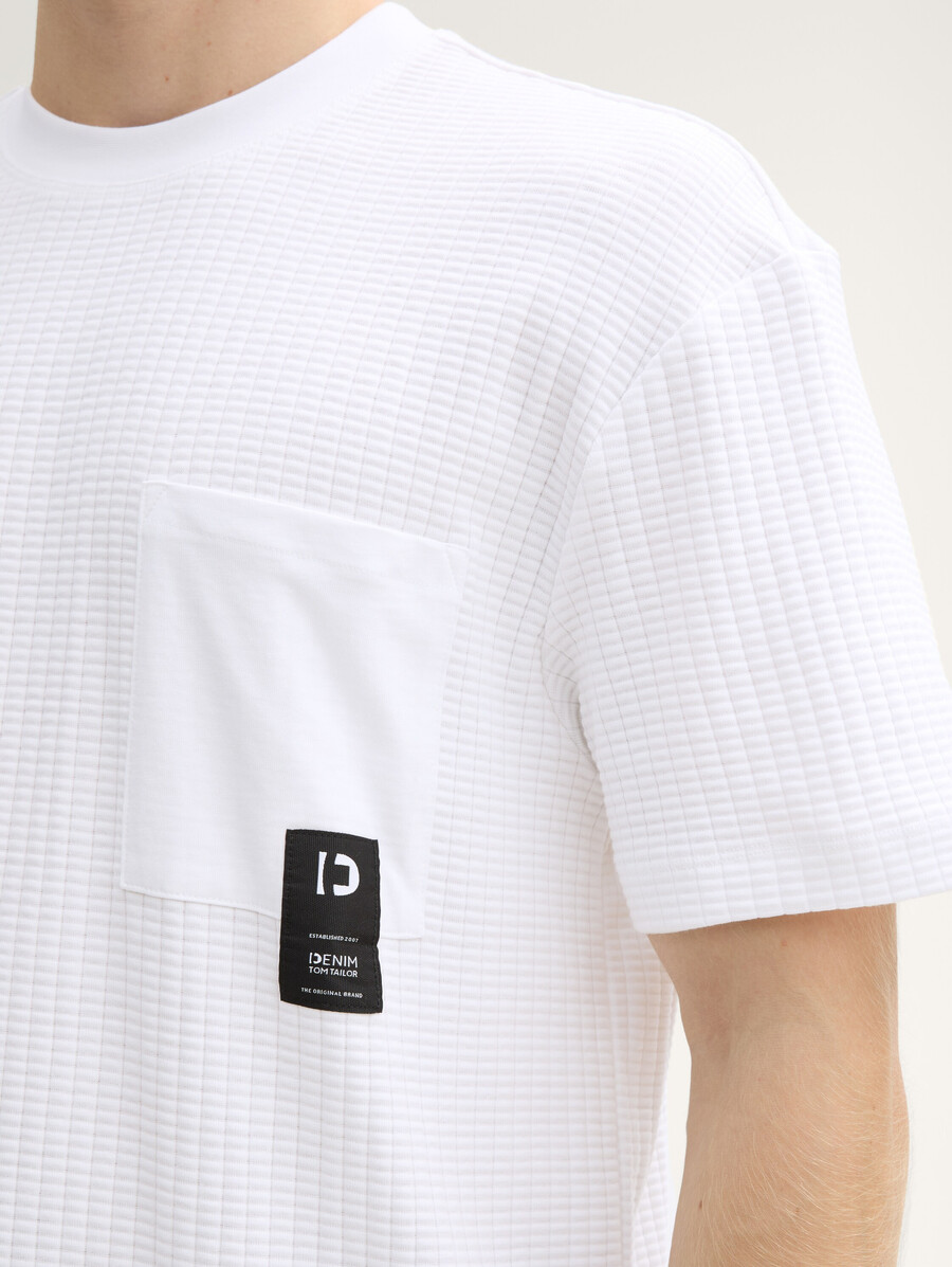 t-shirt coupe décontractée avec poche poitrine
