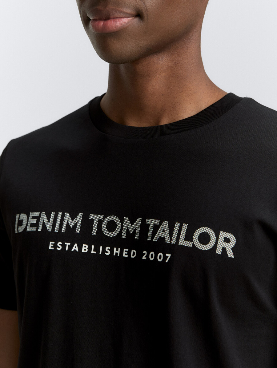 t-shirt basique avec imprimé logo
